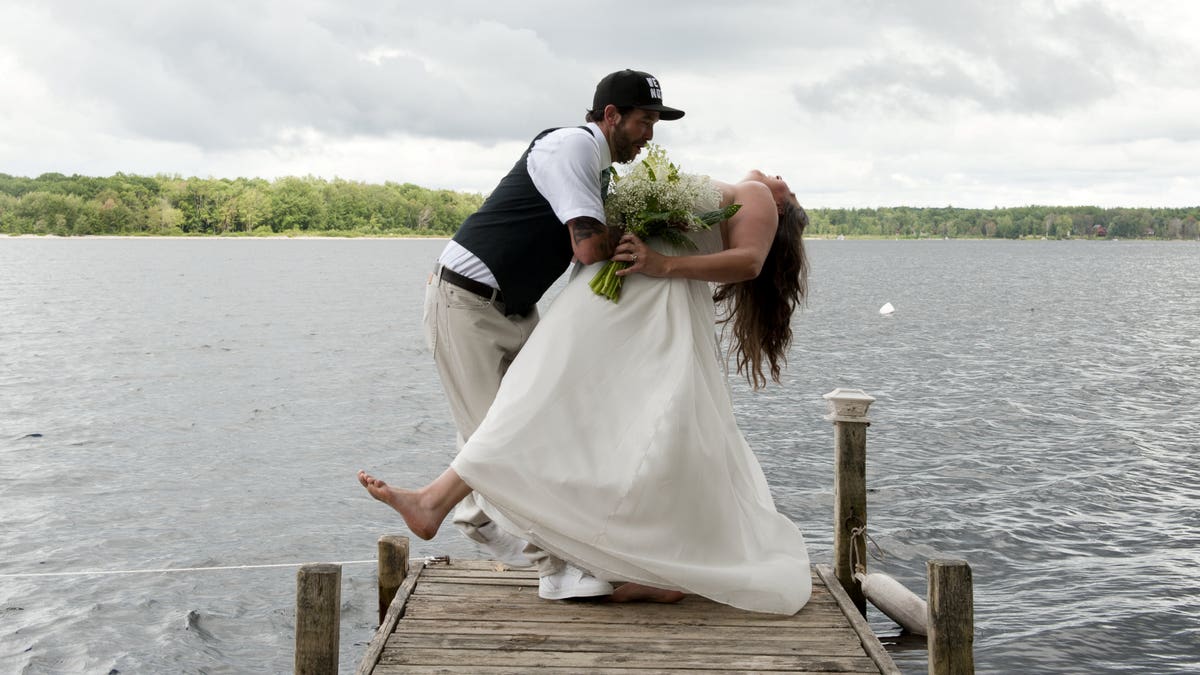 “I was just so in the moment and so happy that I said to Jordan ‘Babe give me a dip,’” the bride recalled.
