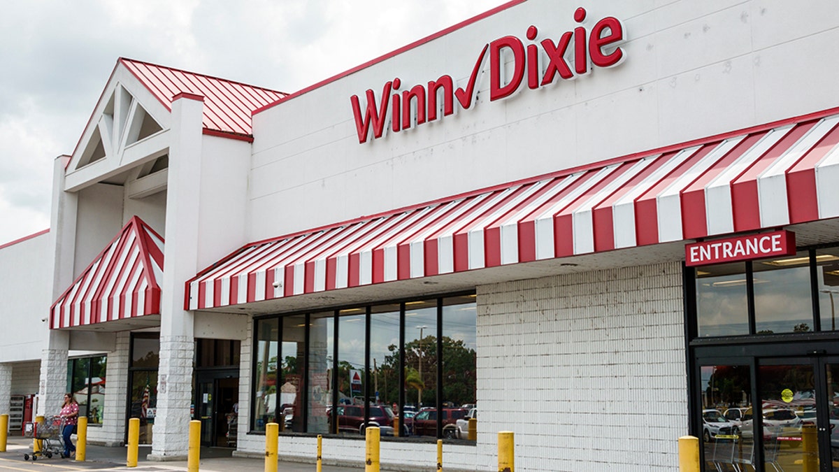 Winn-Dixie supermarkets said Monday, Jul 20, 2020 it is reversing its policy and will now require customers to wear masks at its stores to help reduce the spread of the coronavirus.. (Photo by: Jeffrey Greenberg/Education Images/Universal Images Group via Getty Images)