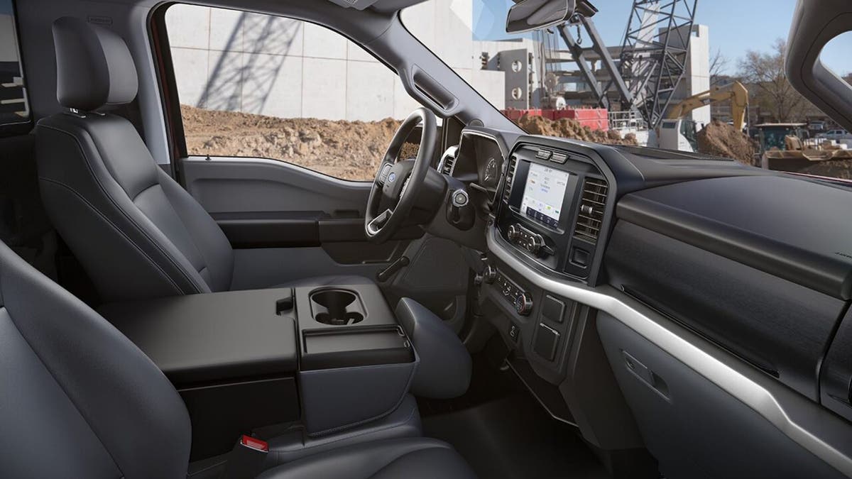 Ford has not yet released an image of the Regular Cab 2021 F-150, but the XL will come standard with manual windows and a column shifter.