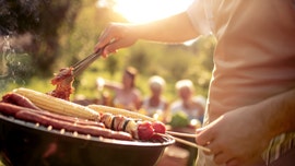 Coronavirus infects 14 members of Texas family following backyard BBQ