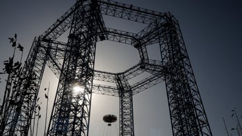 China moves rocket into place for upcoming Mars mission