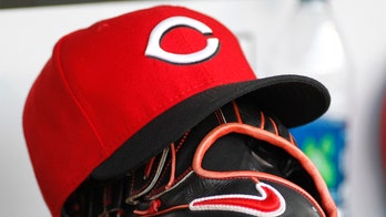 Army outfielder Hurtubise signs $20,000 deal with Reds