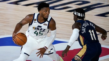 Donovan Mitchell scores 30 points, Jazz rout Nuggets 124-105