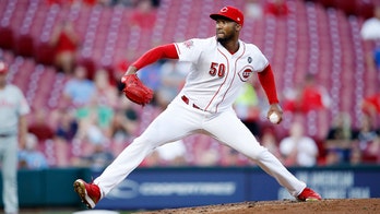 Reds' Amir Garrett addresses his support for law enforcement: 'It’s possible to not like 1 bad cop and love another'