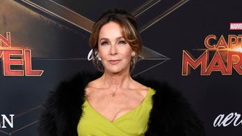 Jennifer Grey reveals 'Dirty Dancing' sequel will feature 'other characters' from original movie