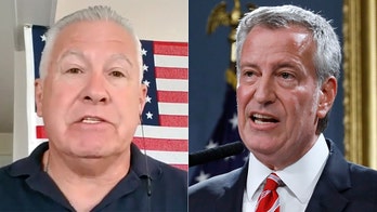 Former NYPD lieutenant blasts de Blasio: Congratulations on 'being the worst mayor ever'