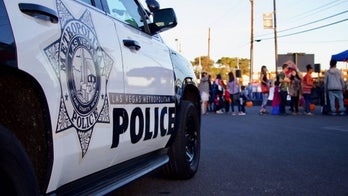 Las Vegas police move to limit neck-restraint tactics