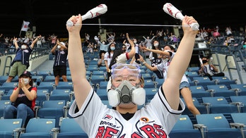 Baseball fans in South Korea back in stands amid COVID-19