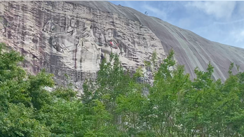 Stone Mountain Park carving faces increasing calls to be removed