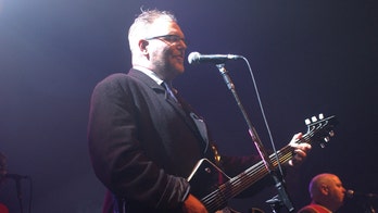 Cardiacs guitarist, frontman Tim Smith dead at 59