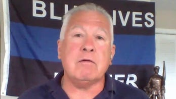 Ex-NYPD lieutenant rips de Blasio as 'empty suit mayor' as violent crime surges