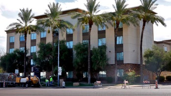 US won’t expel migrant children detained in Texas hotel