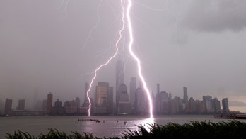 NYC sees stunning lightning from thunderstorms, flash floods in Northeast amid stormy week