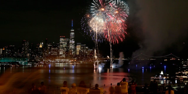 Fireworks explode over New York City. (Photo by Gary Hershorn/Getty Images)