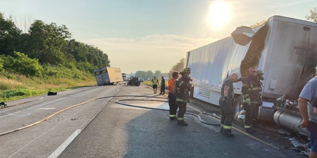 4 children killed in Indiana after semitrailer slammed into their car