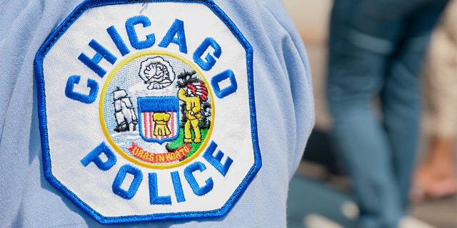 Two police officers were injured in Chicago over the weekend. (iStock)