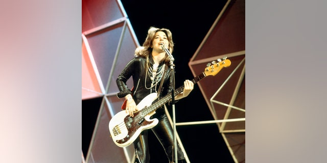 Westlake Legal Group GettyImages-85000231 '70s rock pioneer Suzi Quatro says she was never tempted by fame: 'You either go mad or wind up dead' Stephanie Nolasco fox-news/entertainment/tv fox-news/entertainment/music fox-news/entertainment/genres/then-and-now fox-news/entertainment/genres/sitcom fox-news/entertainment/genres/rock fox-news/entertainment/genres/documentary fox-news/entertainment/features/exclusive fox-news/entertainment fox news fnc/entertainment fnc article 5c4794ab-f9a3-5bd8-8c13-87fa446aeead