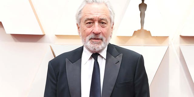 Robert De Niro Confounded By Trump Voters Says We Need To Set An Example For When Public Is 