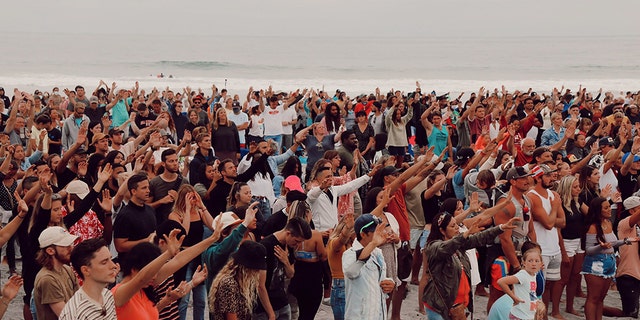 California Churches Hold Beach Services, Worship Indoors In Defiance Of ...