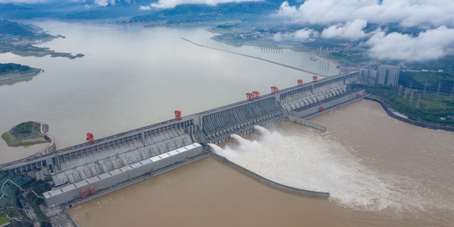 Devastating China flooding puts controversial Three Gorges Dam under ...