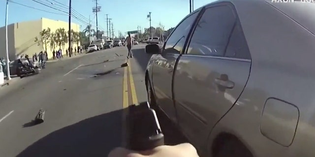 Screenshot of bodycam footage from the incident between McBride and Hernandez (LAPD)