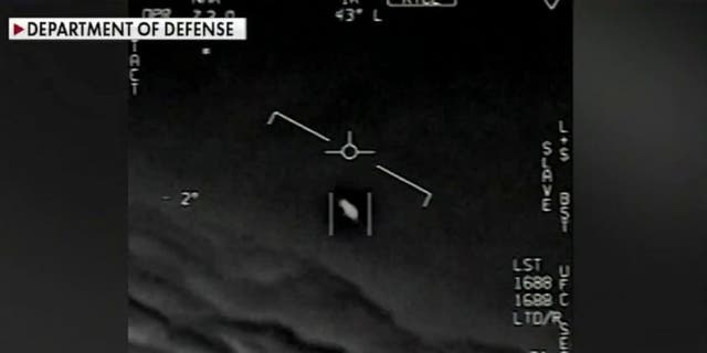 Image showing an unidentified object that was captured in video by the Navy in 2004.