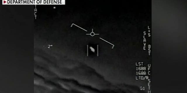 Image showing an unidentified object that was captured in video by the Navy in 2004.