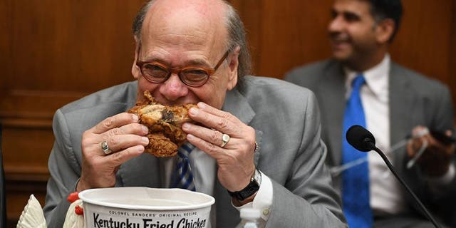 U.S. Rep. Steve Cohen, D-Tenn., eats chicken during a hearing before the House Judiciary Committee on Capitol Hill in Washington, D.C. (Getty Images)