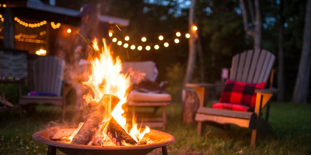 Summer In The Backyard 4 Popular Fire Pit Styles To Set Up Fox News