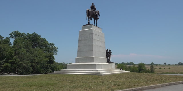 The statue of Robert E. Lee stands about 41 feet on the Gettysburg battlefield, a pivotal site of the Civil War. (Katie Byrne)