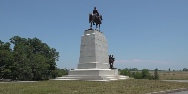 The statue of Robert E. Lee stands about 41 feet on the Gettysburg battlefield, a pivotal site of the Civil War. (Katie Byrne)