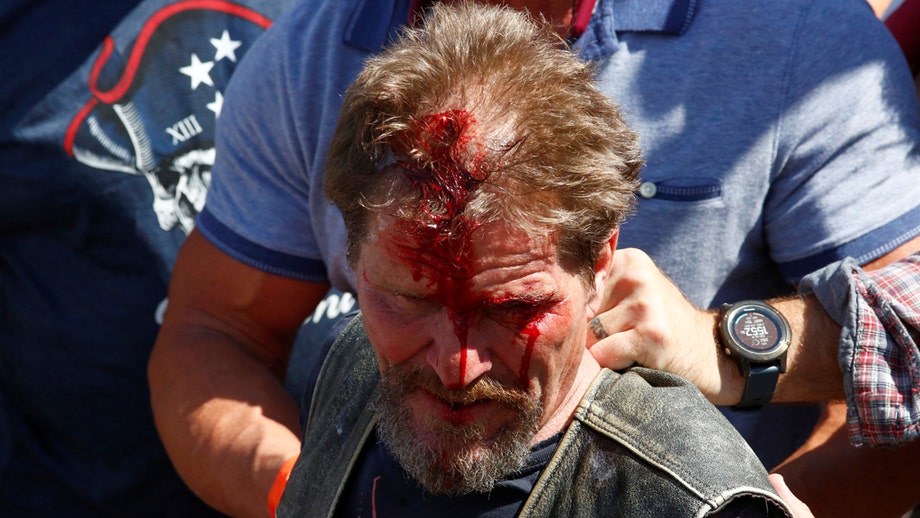 Anti-cop 'mob' swarms Back the Blue event in Denver, bloodying several before shutting things down: reports