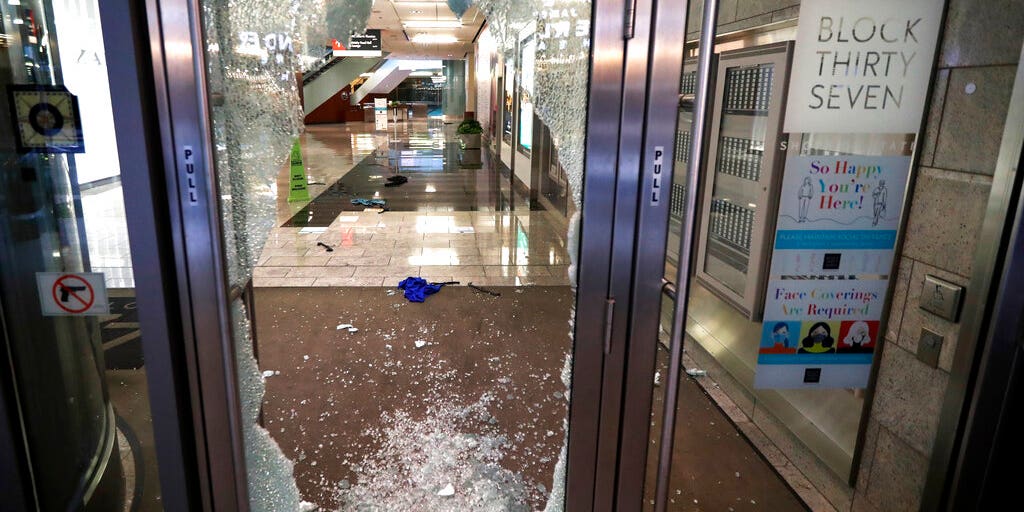 Chicago Retailers Experience 'Millions' in Looting, Luxury Ones