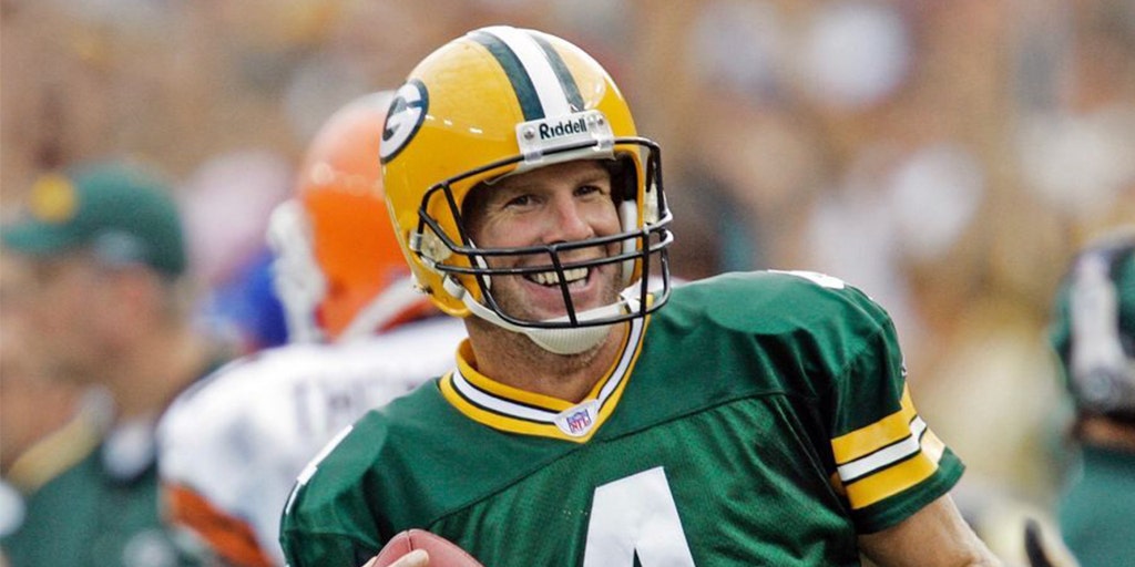 NFL Legend Brett Favre Makes Quarterback Comeback In EA Sports Madden NFL  13 Pigskin Pro Am