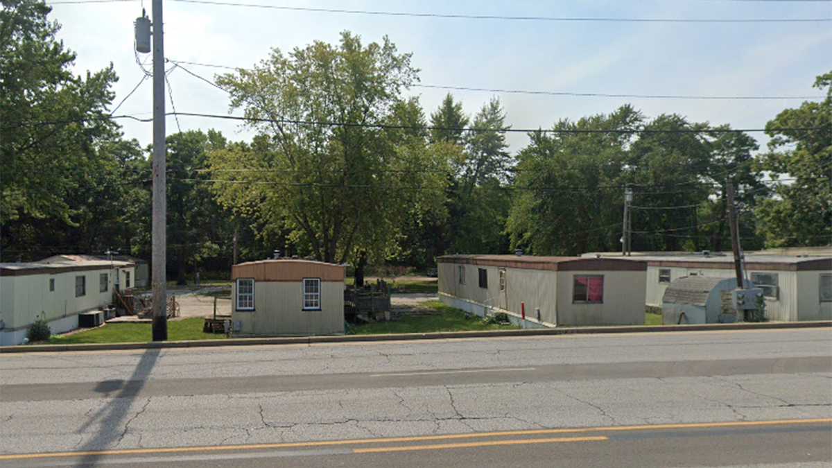 Ravinia Pines Mobile Home Community in Indiana.