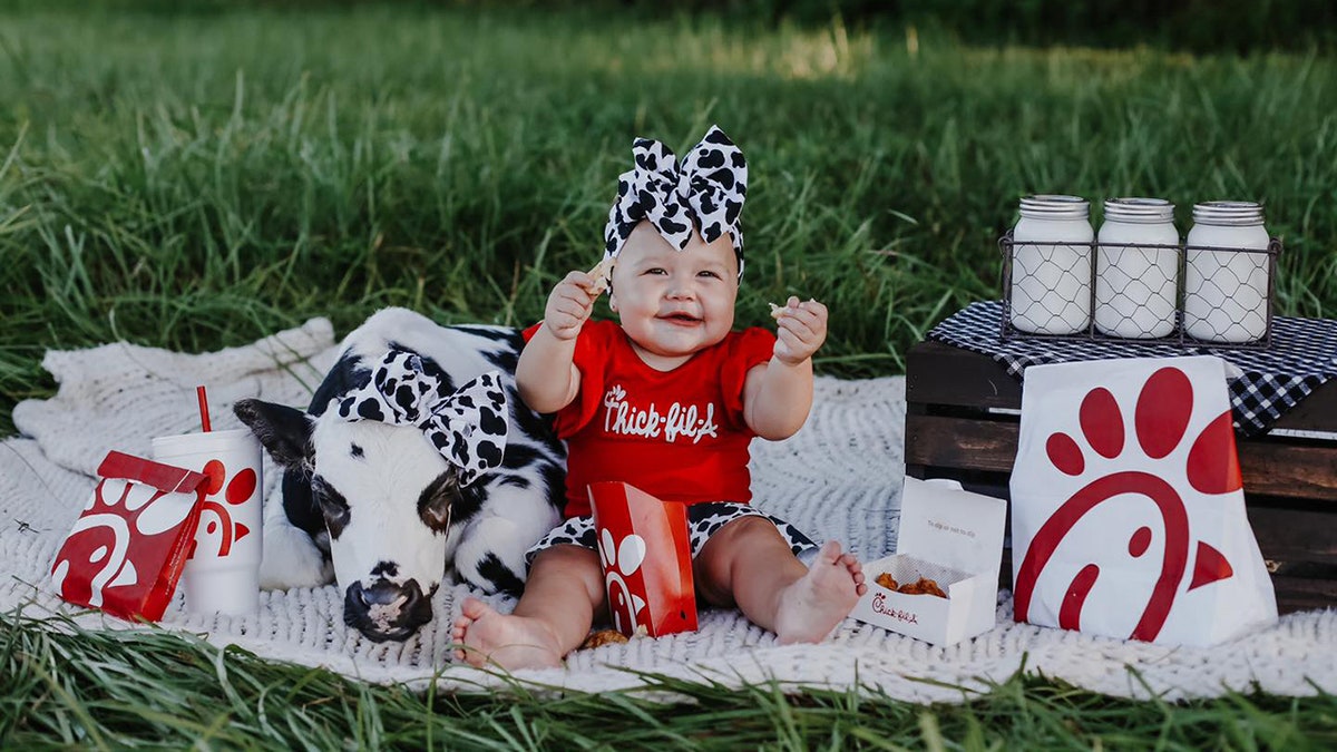 'It's heartwarming to see how much joy these pictures have brought to people all over the U.S.,' Walker told ABC News 12.  (Tori Walker Photography LLC)