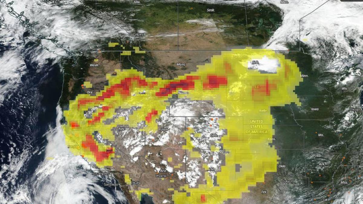 The Suomi NPP satellite, which is operated by NASA and NOAA, tracked aerosols over the U.S. from the California fires. (NASA Worldview, Earth Observing System Data and Information System [EOSDIS])