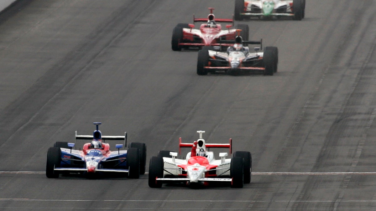 Sam Hornish Jr. edged out Andretti in the 2006 Indy 500.