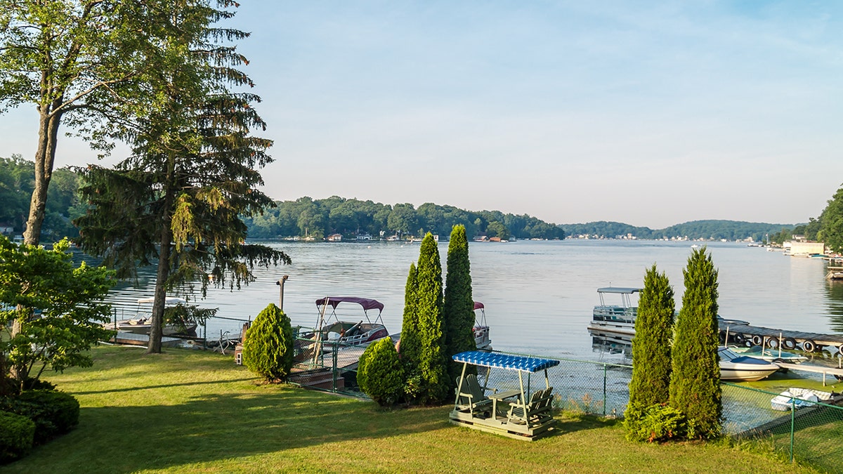 A Scenic view of Lake Hopatcong in Sussex County, New Jersey. (iStock)