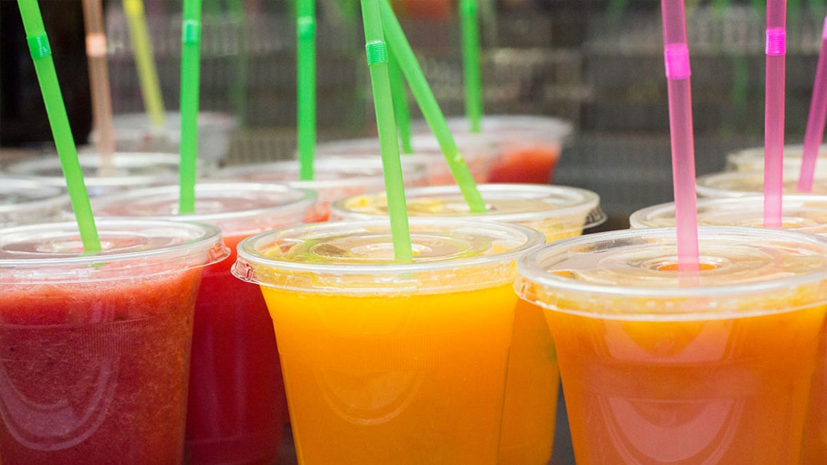 A juice bar in Miami, Florida, received a $2,021 tip on New Year's Day from a loyal customer. (iStock)