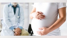 Quick, inexpensive prenatal test may help predict miscarriage risk