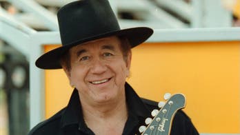 Trini Lopez, singer and 'Dirty Dozen' actor, dead at 83