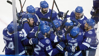Point's OT winner lifts Lightning over Jackets 5-4 in Game 5