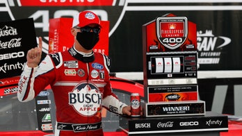 Kevin Harvick wins first race of NASCAR's Michigan doubleheader