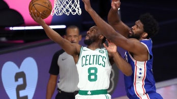 Walker's 32 lifts Celtics to 110-106 win, sweep of 76ers