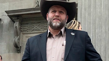Ammon Bundy arrested after refusing to leave Idaho Capitol