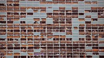 Hurricane Laura shatters windows of Lake Charles’ iconic glass-paneled Capital One Tower