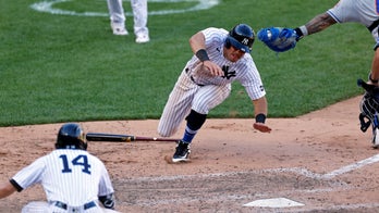 Sánchez's pinch slam, Hicks' HR help Yanks sweep Mets