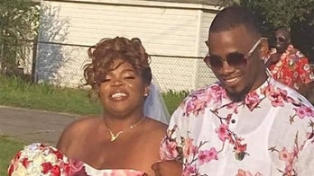 Wedding crashers steal Michigan couple's wedding gifts — all of them — during outdoor reception