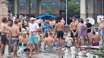 Officials break up overcrowded pool party near University of South Carolina: 'Almost like Mardi Gras'